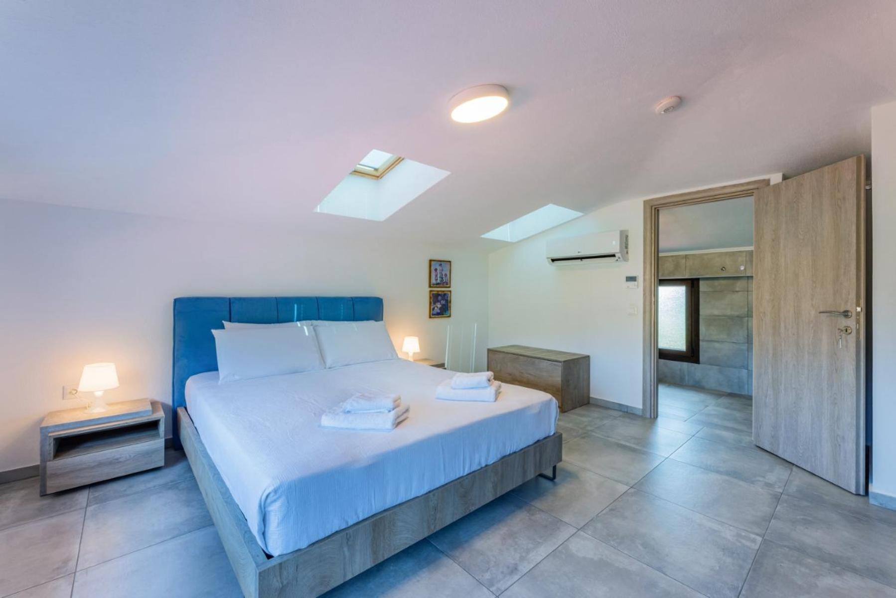 Penelope Luxury Suites Fourka Ngoại thất bức ảnh
