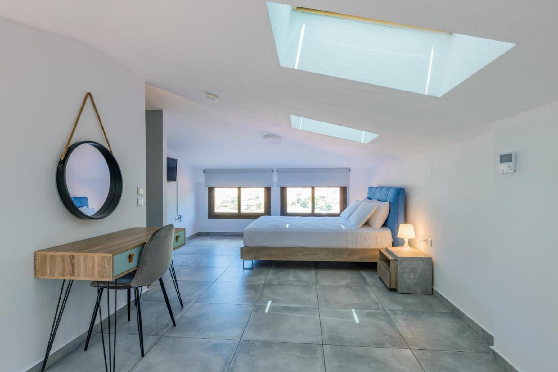 Penelope Luxury Suites Fourka Ngoại thất bức ảnh