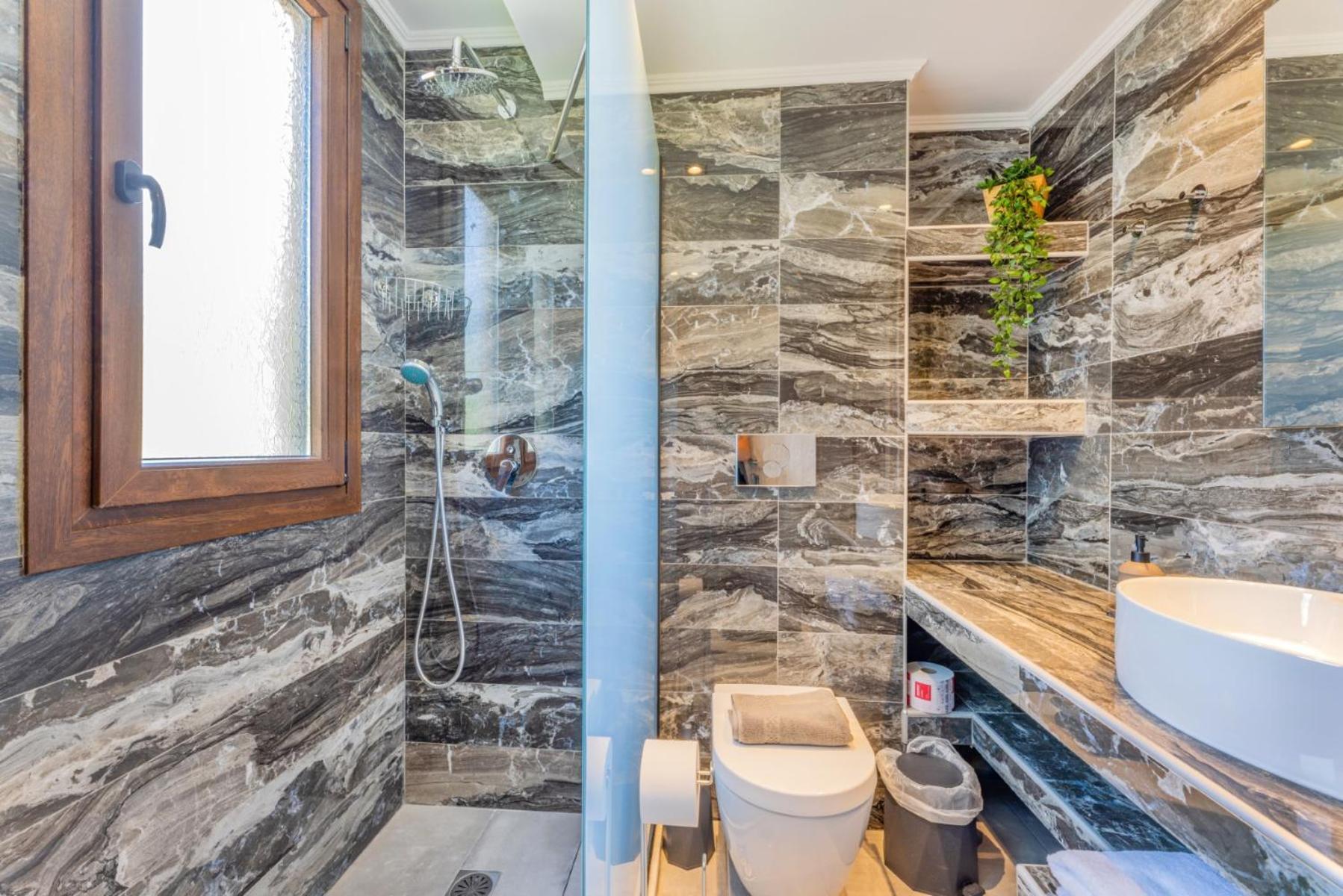 Penelope Luxury Suites Fourka Ngoại thất bức ảnh